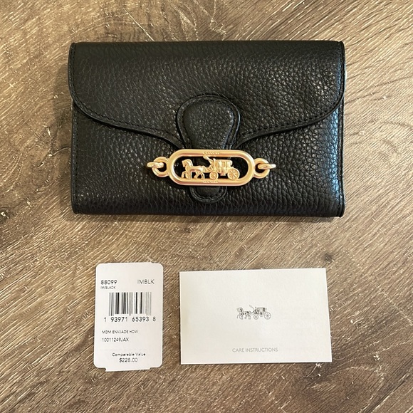 🖤COACH Wallet🖤 - Picture 1 of 4